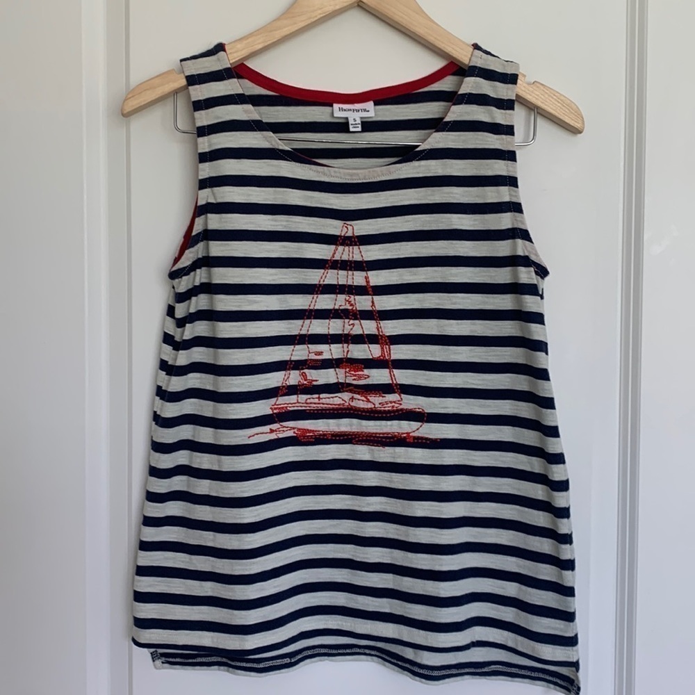 High Fifth Women’s Coastal Grandmother Sailboat Tank Top Blue/Red S